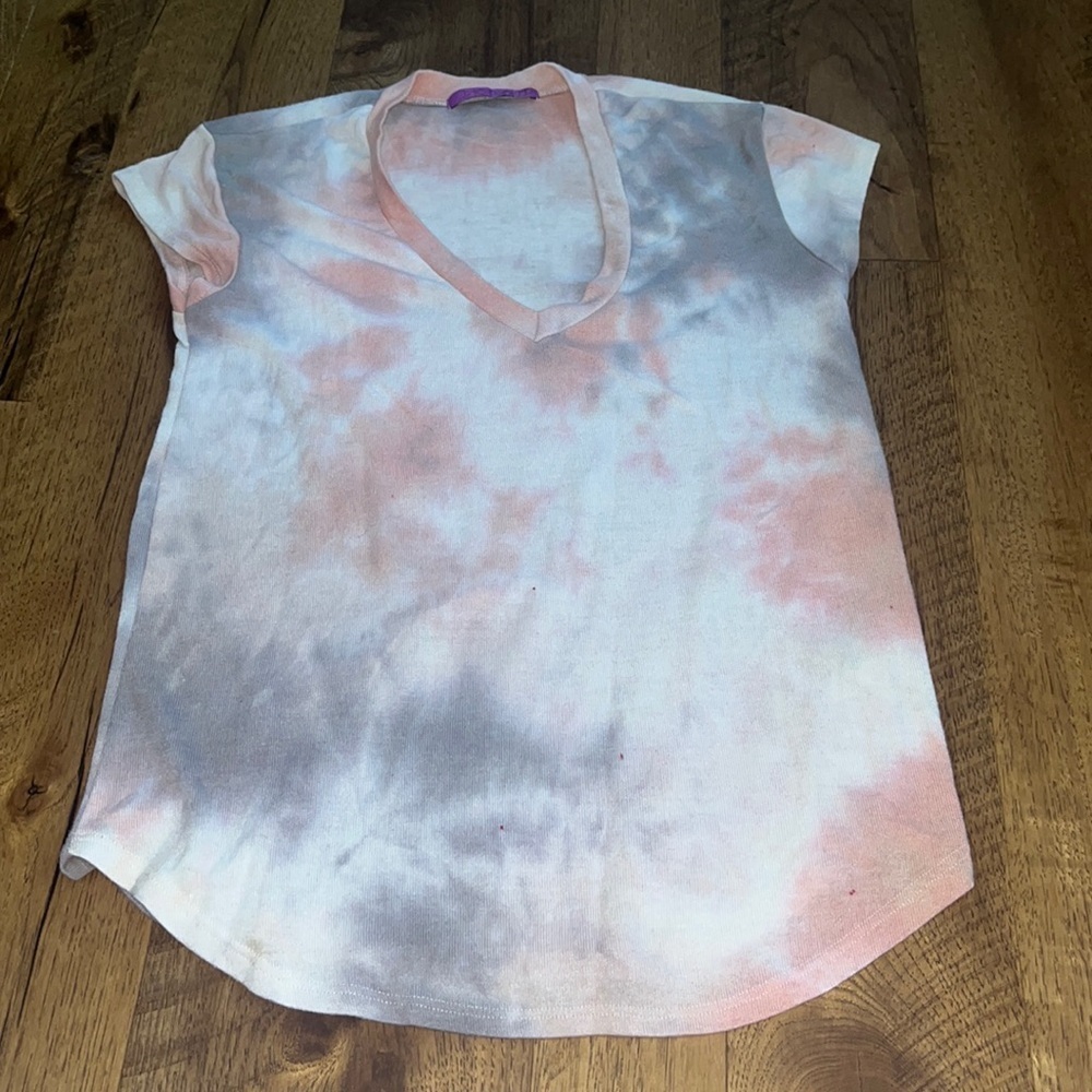 Jac Parker Woman’s Tie dye Vneck Tee Size S